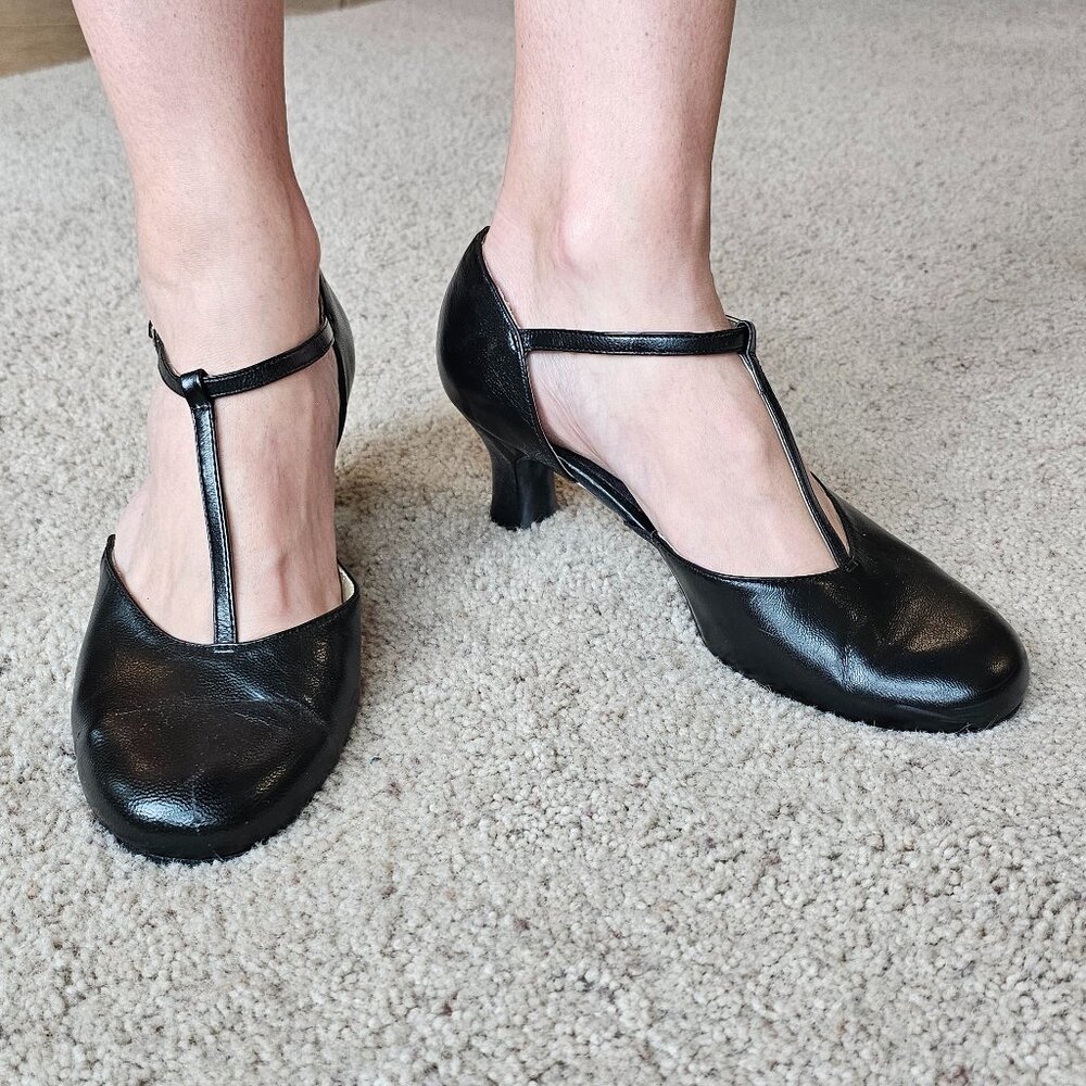 Black Dance Shoes Size 10 – Studio Use Only